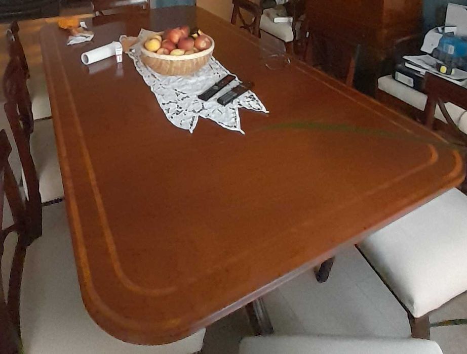 mesa de Jantar e cadeiras Caires