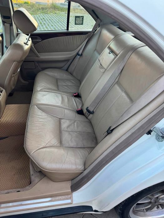 Продам Mercedes w210 e320
