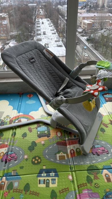 Шезлонг, крісло гойдалка chicco