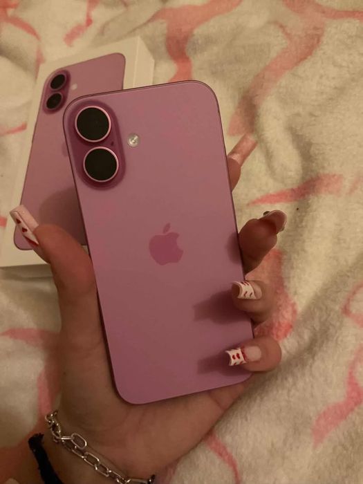 iPhone 16 różowy  128 gb z gwarancją - idealny stan