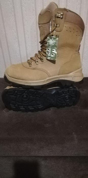 Берци, ботинки берці