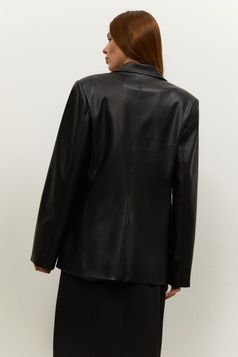 Жакет из эко-кожи черный