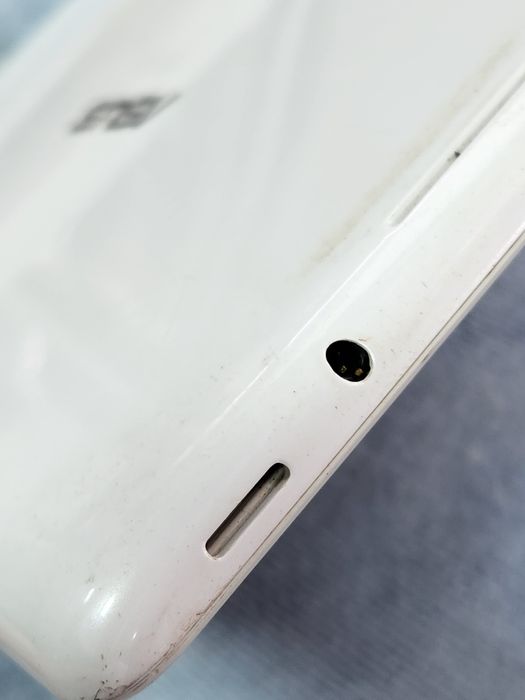 Планшет Asus K00F.