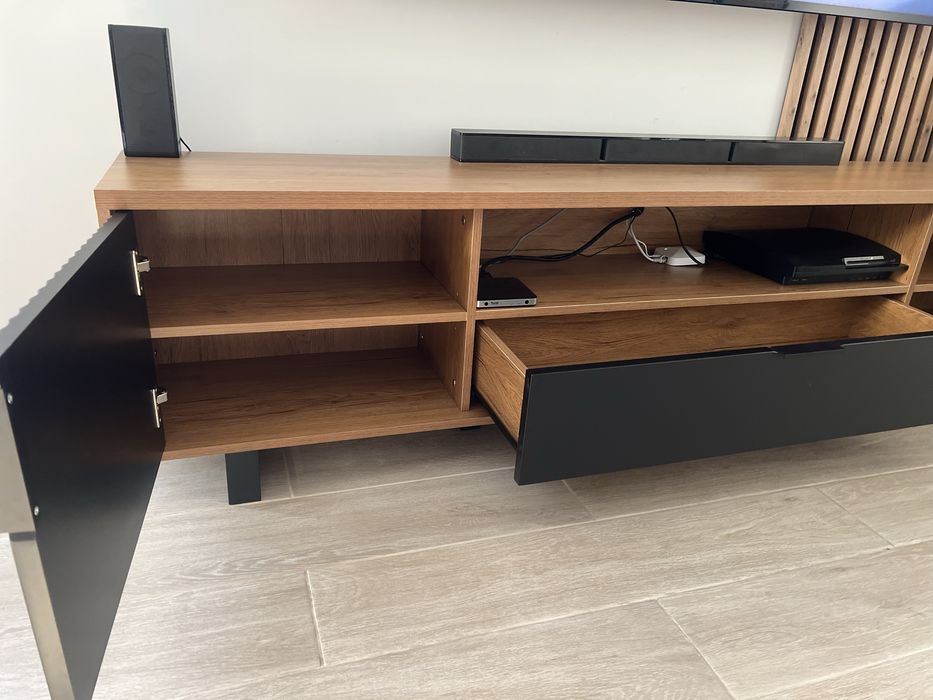 Nowa szafka rtv loft 200 cm