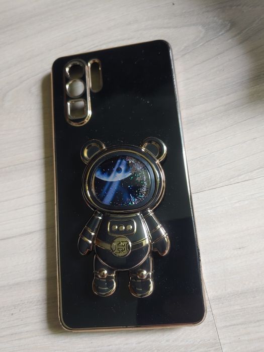 Huawei p30 pro etui ze stojakiem