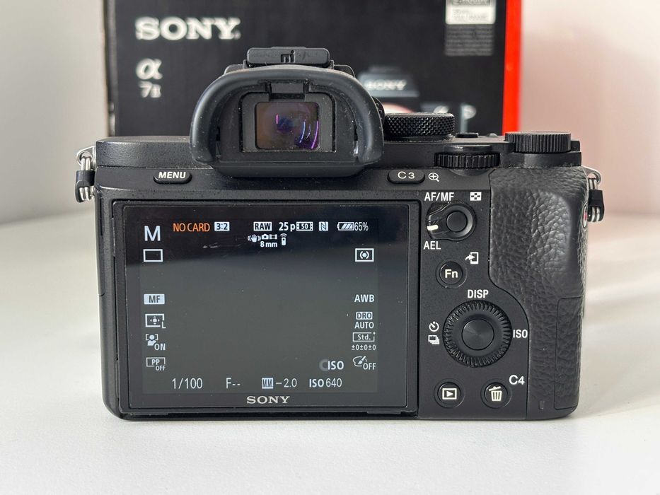 aparat Sony a7 ii / 5 akumulatorów + karta SD / 24 tys. przebieg