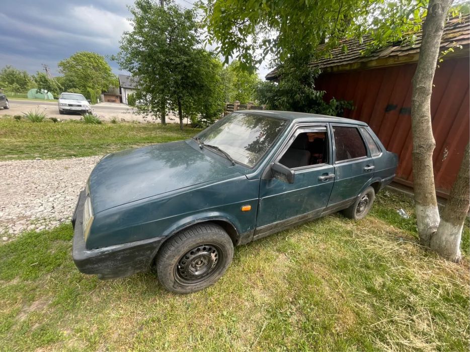 Продам ваз 21099