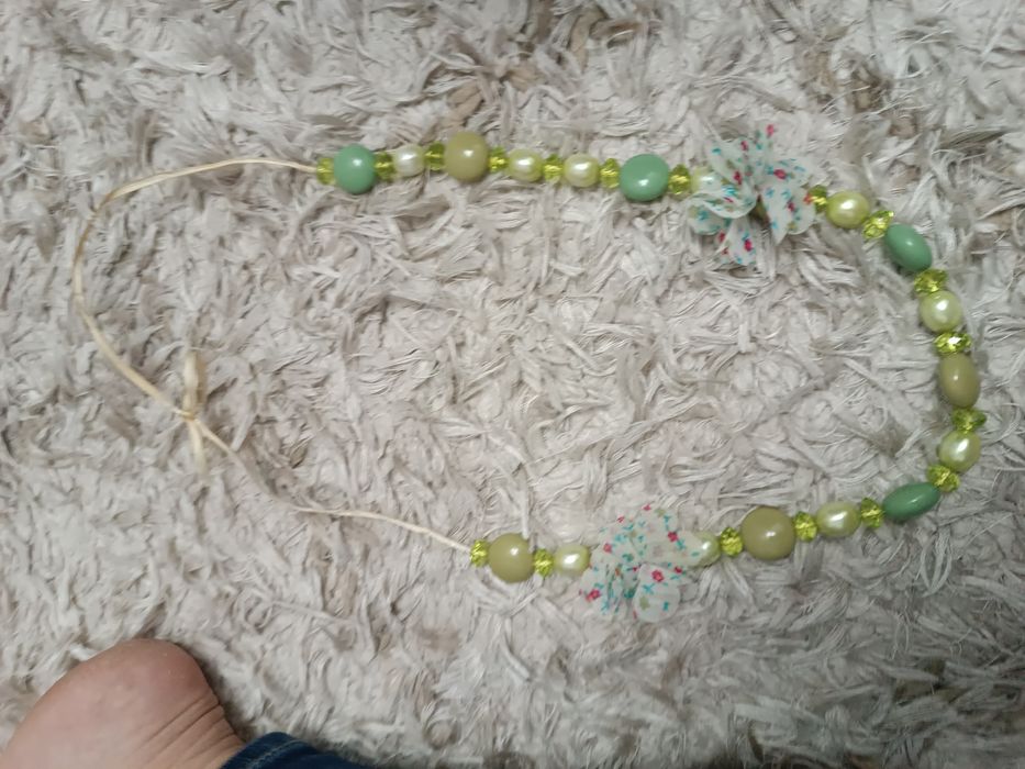 Korale długie zielony