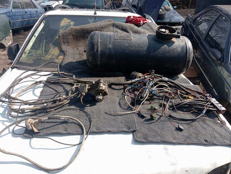 Балон гбо 2 гбо 4 циліндричний 40l 60л газовий балон б/у пропан