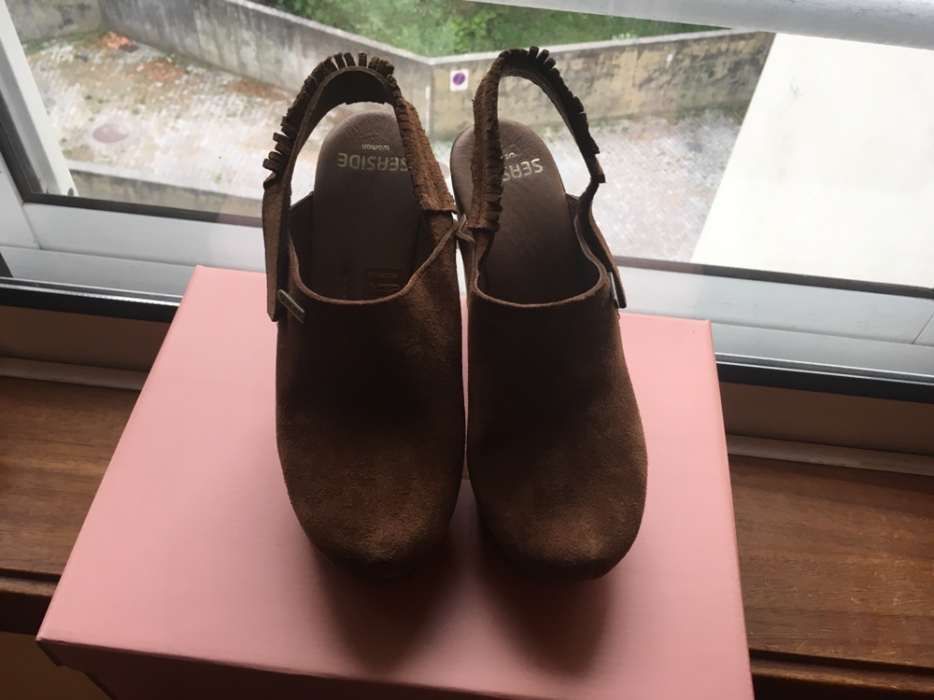 Sapatos Camel - completamente NOVOS - Seaside - 36