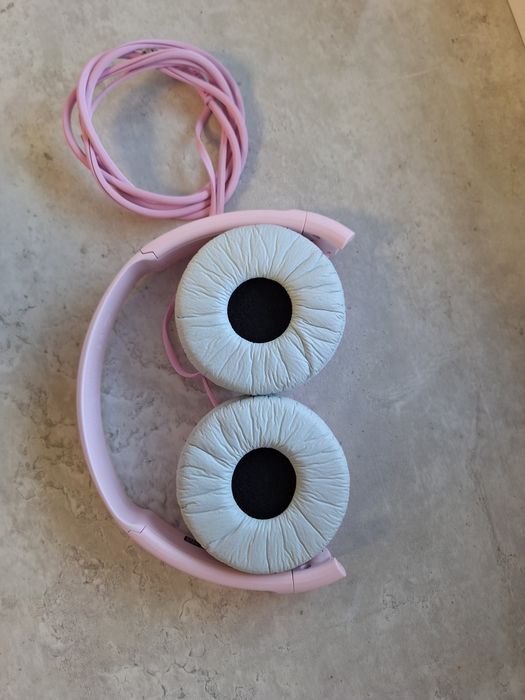 Провідні навушники соні, Sony