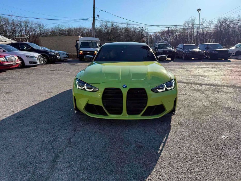 BMW M3 Competition      2022