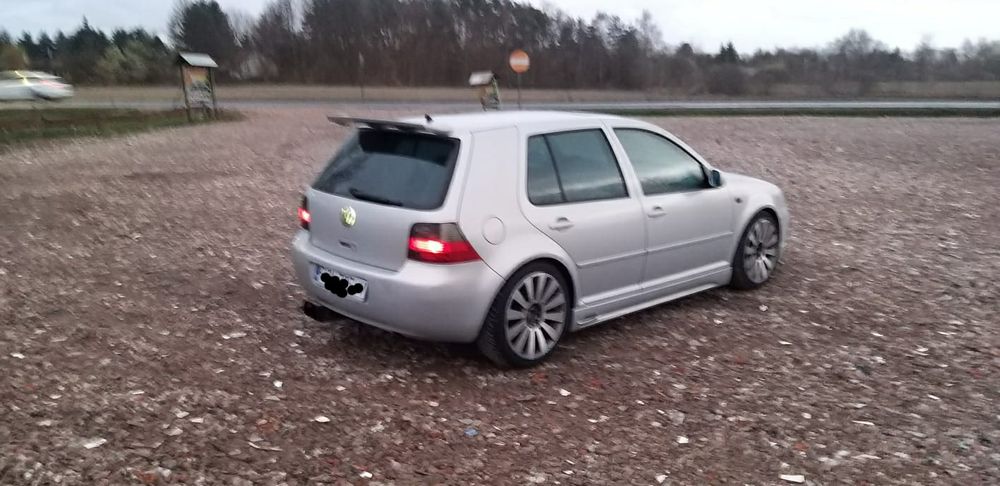 VW GOLF 4 2.3VR5 150KM