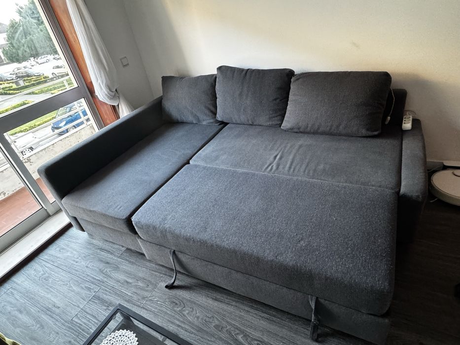 Sofá cama com chaise longue