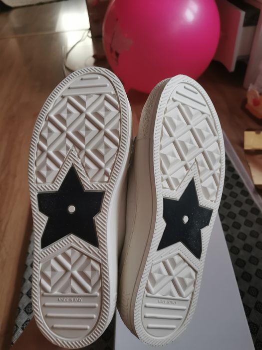Buty   Dior milk shake