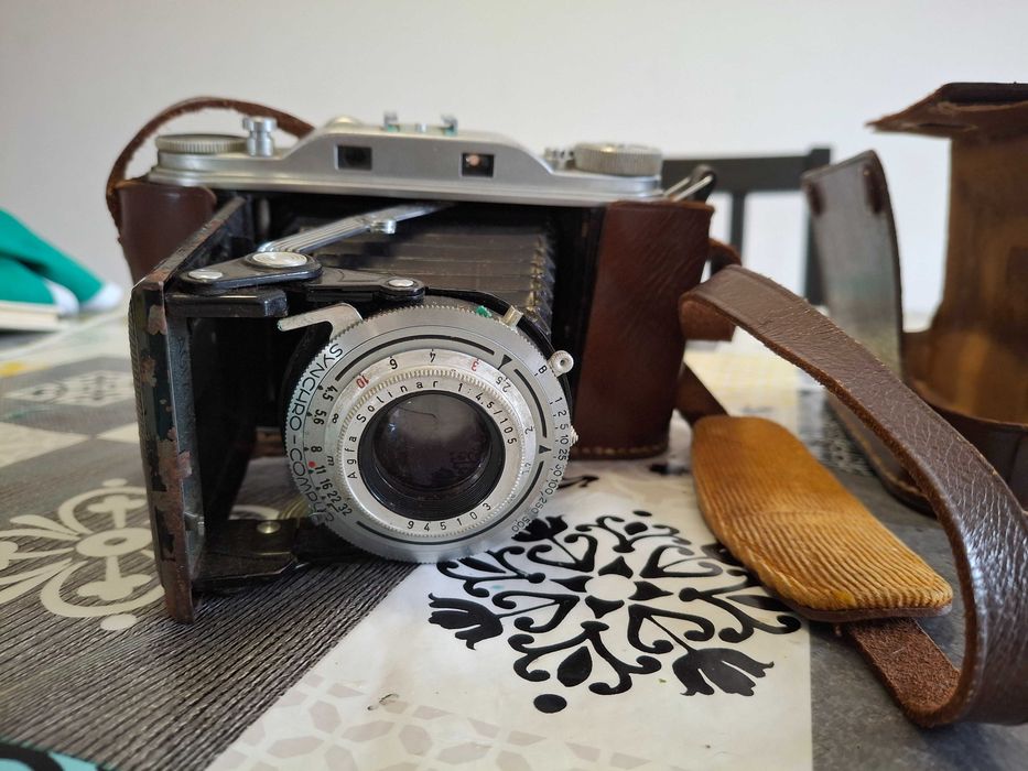 câmara fotográfica antiga Agfa Record III