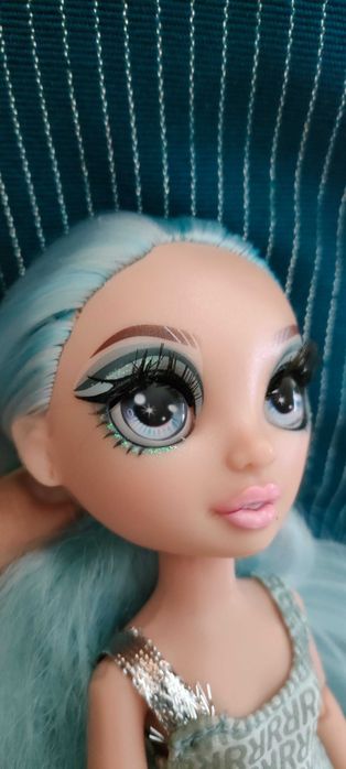 Niebieska rainbow high, lalka