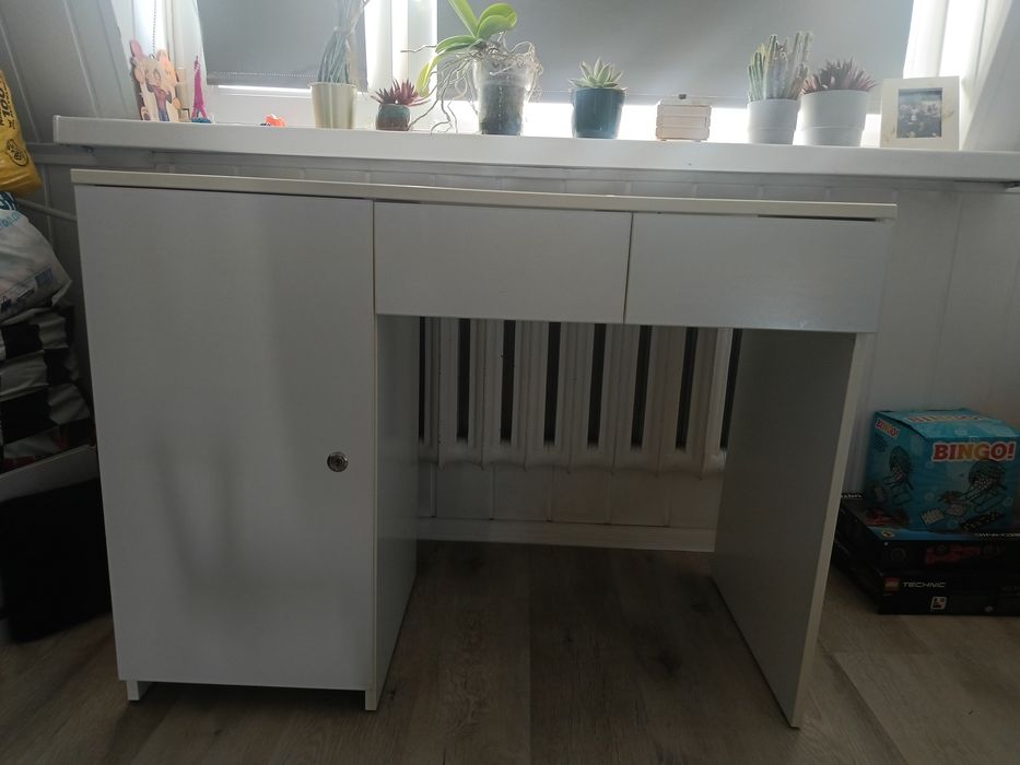 Biurko solidne szkoła