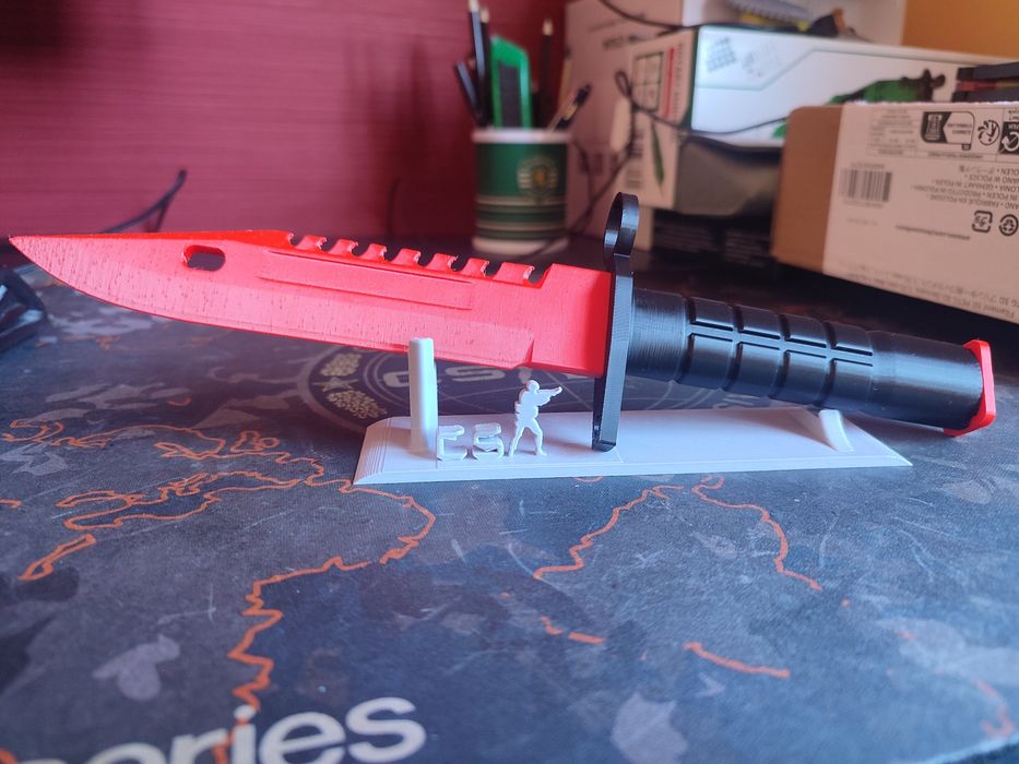 M9 Baionet CS Ruby – Faca Colecionável / Decorativa