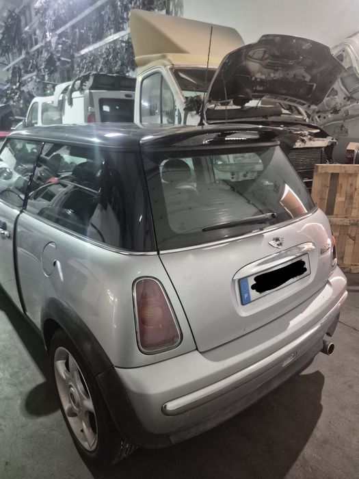 Mini Cooper r50 1.6 116cv para peças 
Ref:w10 b16 a
