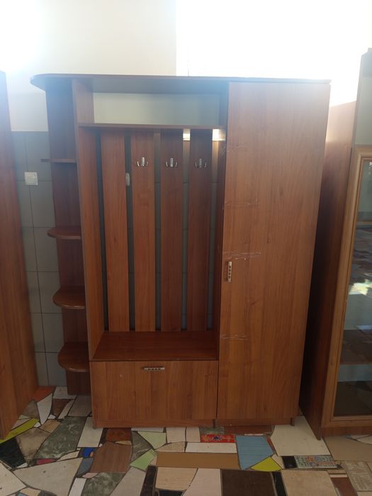 Продам стінку у вітальню