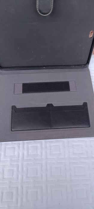 Skórzane etui na tablet