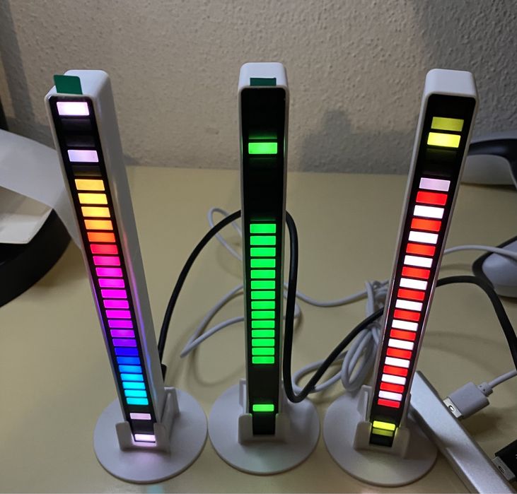 3 leds com captura de som
