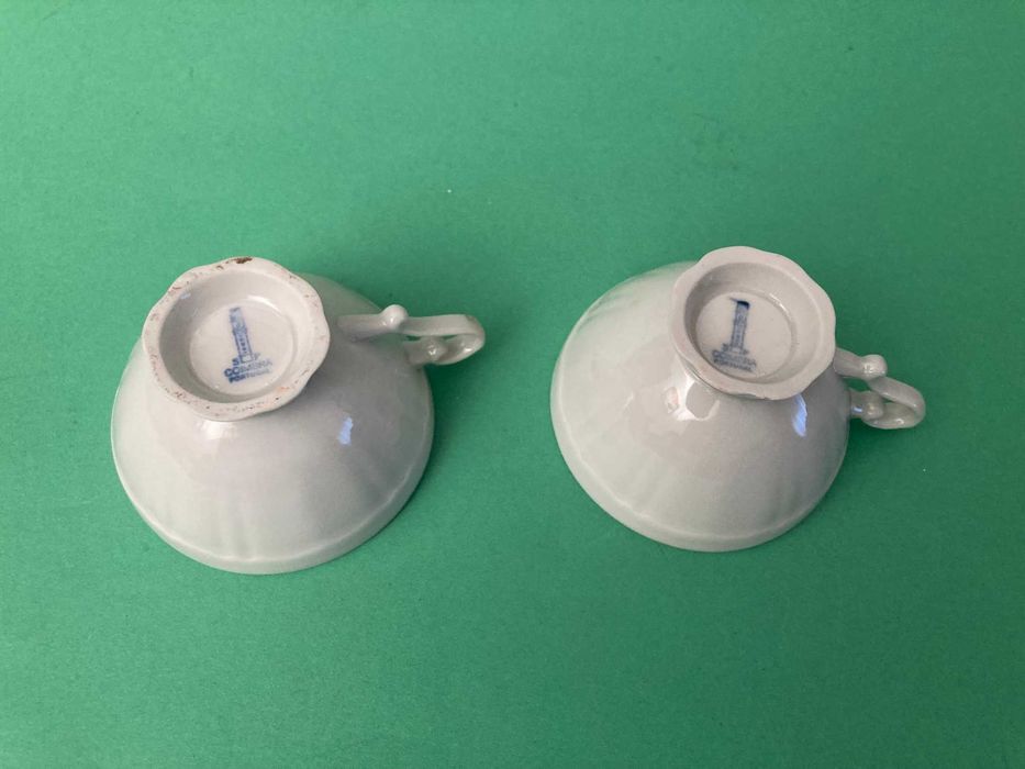 Lote de 2 Chávenas muito bonitas porcelana S.P. Coimbra Antigas