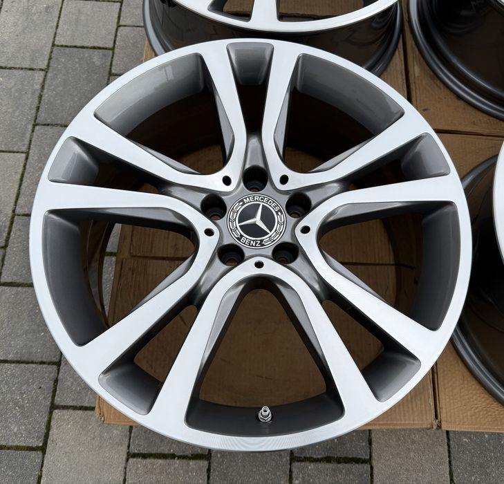 Felgi Mercedes 19" 5x112 8J ET44 8.5 ET48 E-klasa czujniki