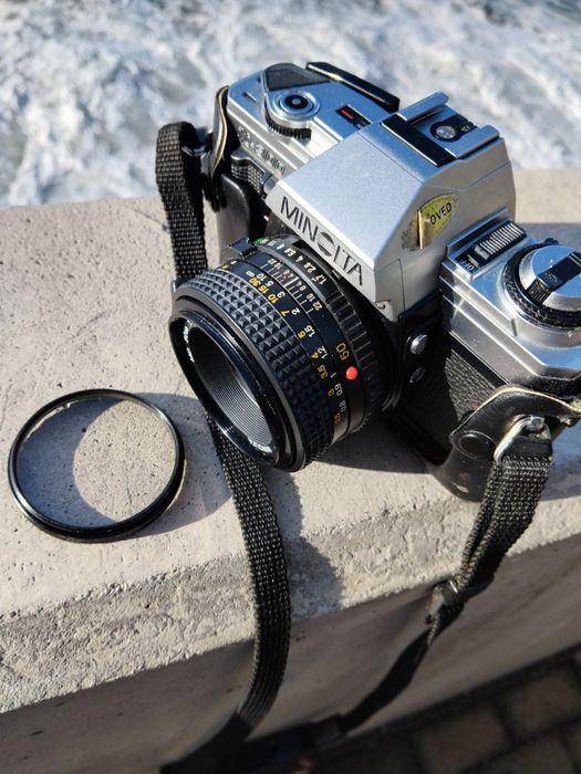 Minolta X-300 w/ 1.7/50mm