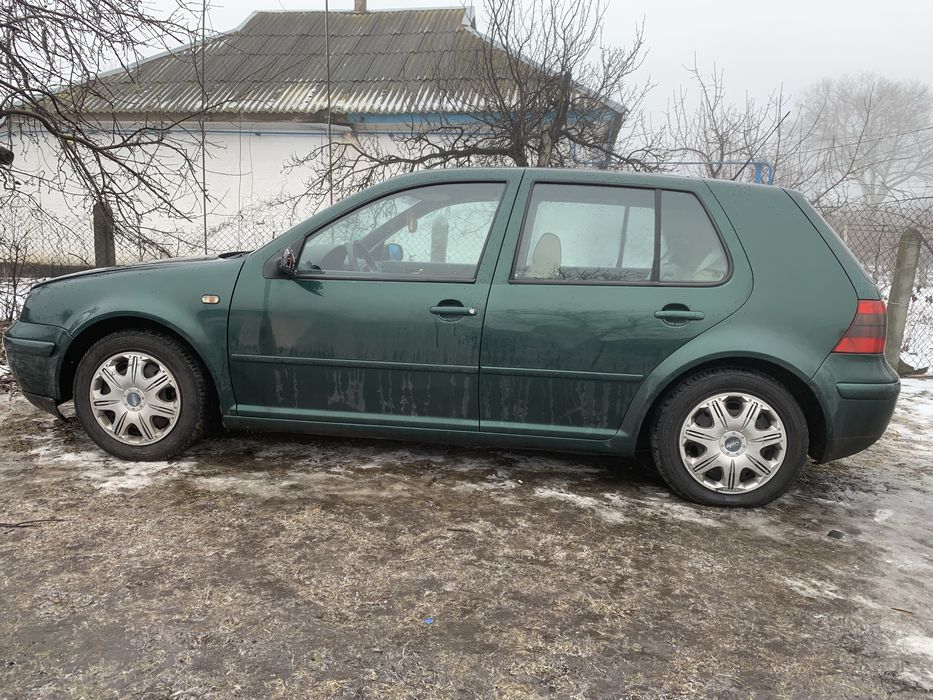 Продам фольксваген  гольф 4 GT 2.8 VR6