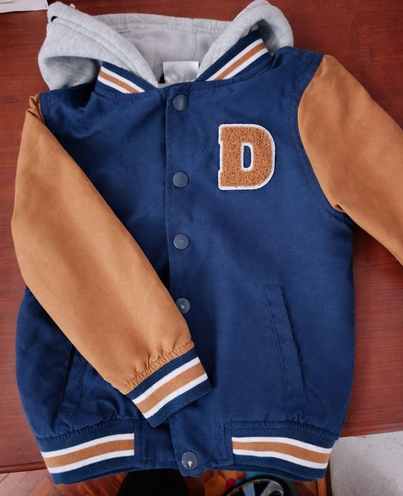 Дитяча весняна курточка