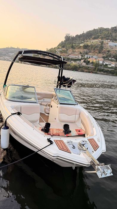 Chaparral 216 SSI 2010 – Volvo Penta 270cv – só 600h – Rio Douro