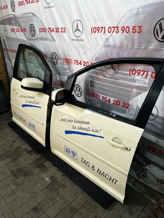 Передняя дверь Caddy 15- Дверка передня двері Каді Кади дверь