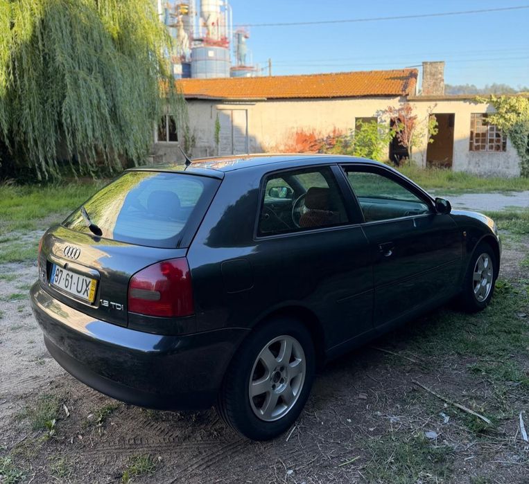 Audi A3 1.9 TDI 90cv-Nacional(278.000km)