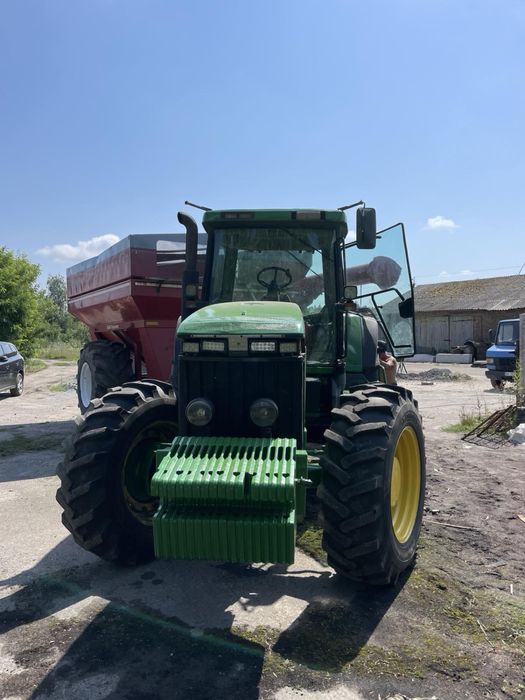 Трактор John Deere 8200 220 Кс