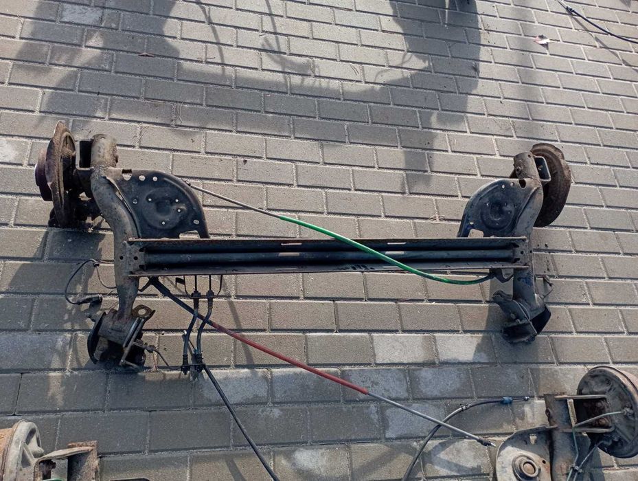 Балка задньої підвіски Renault Clio 3