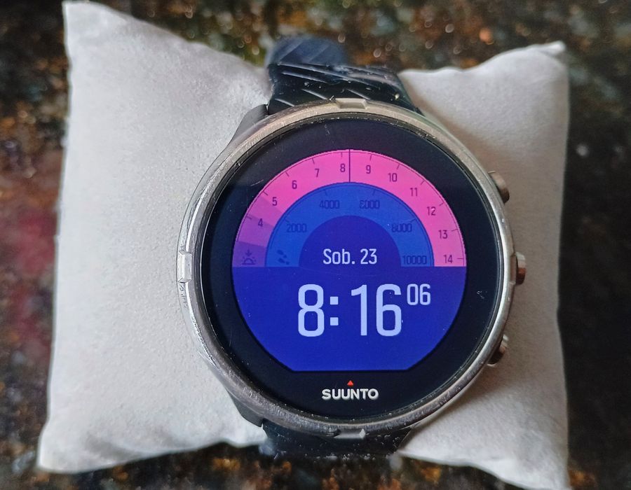 Zegarek Smartwatch Suunto 9. Legendarna Wytrzymałość. Zestaw 2 Paski. Wrocław