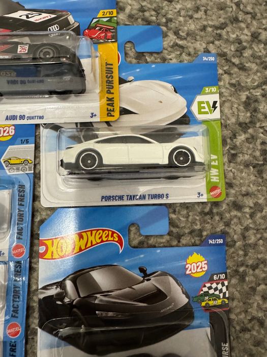 Hot wheels Ferrari, Lamborghini, Porsche, Mclaren, Audi