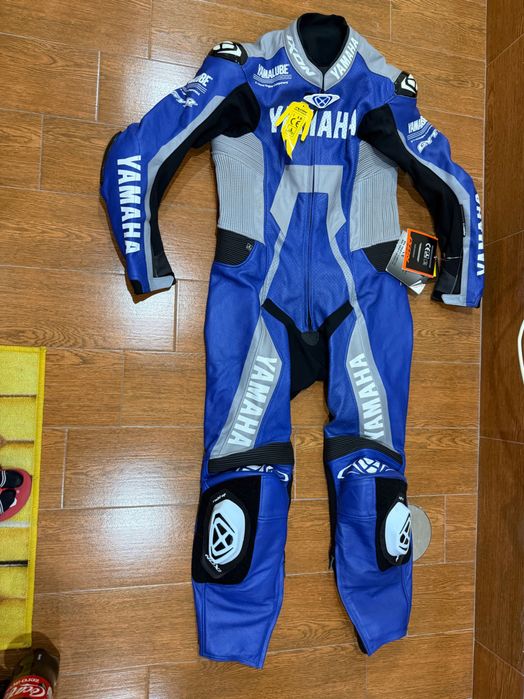 Fato de andar de moto