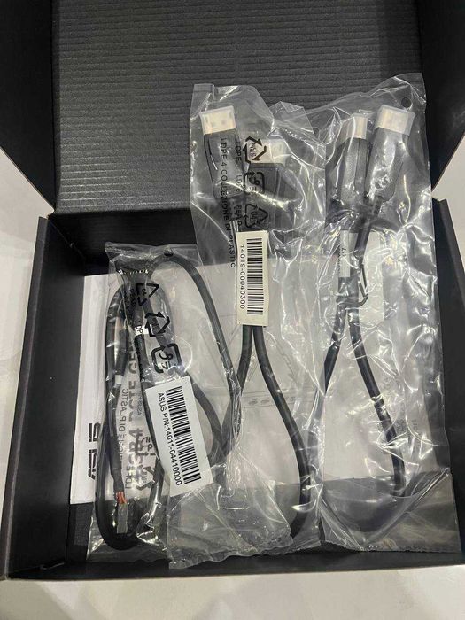 ASUS USB4 PCIe Gen4 Card (90MC0CE0-M0EAY0)