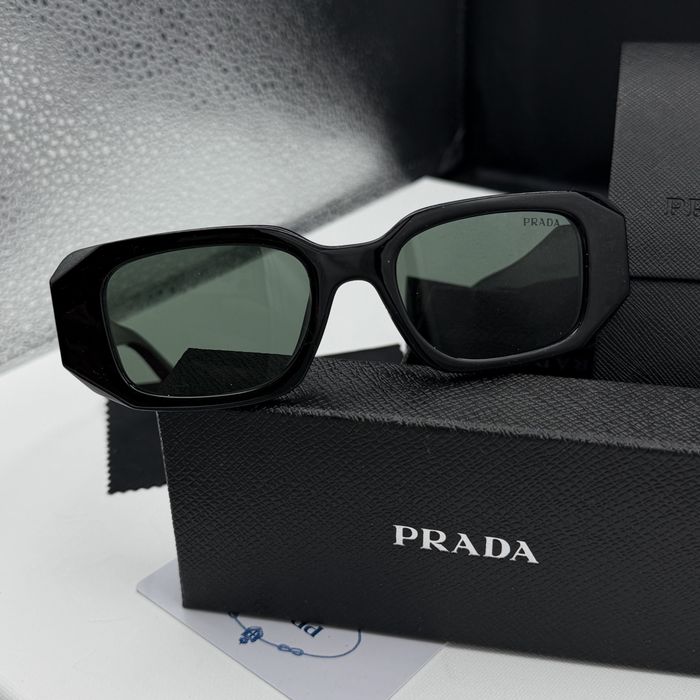 Okulary przeciwsłoneczne Prada