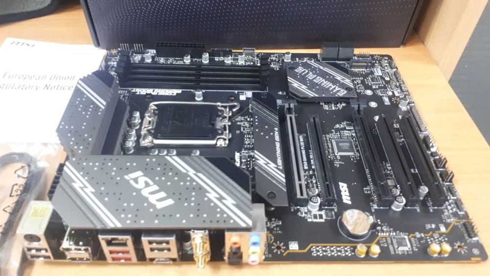 Материнська плата MSI B760 GAMING PLUS WiFi