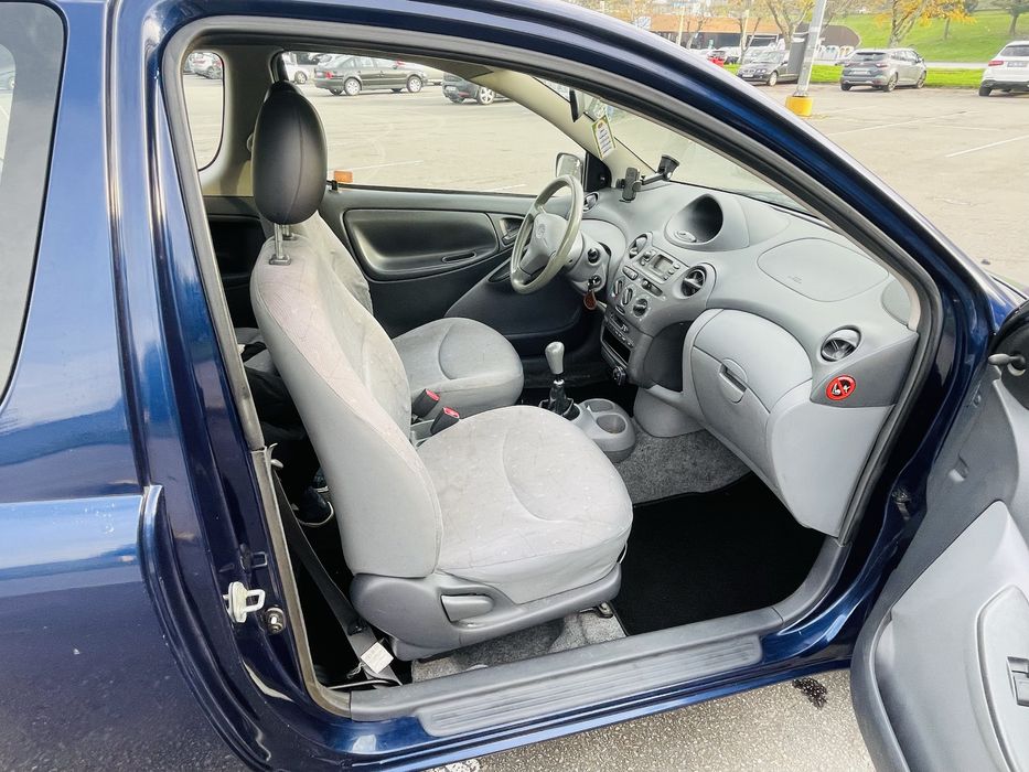 Toyota yaris 2002