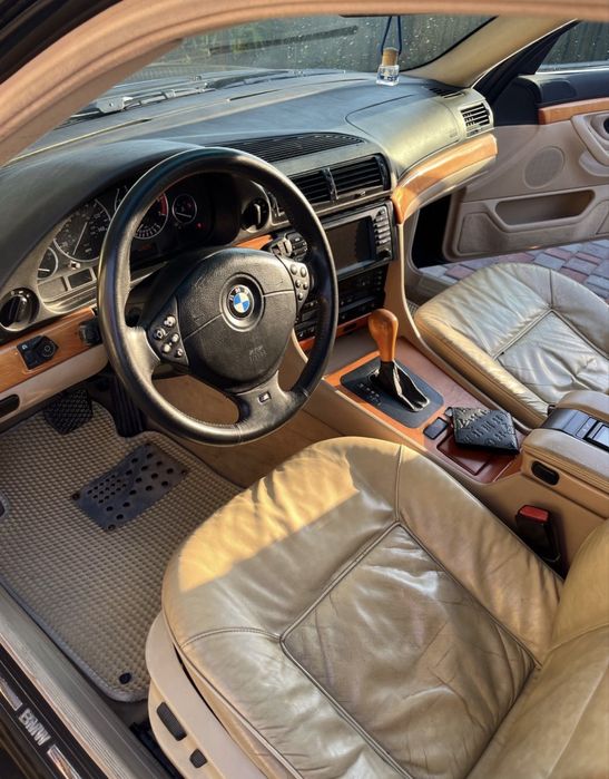 BMW 7 series 735 IL 1999 rest