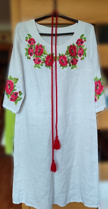 Сукні вишиванки, нові, 46р.