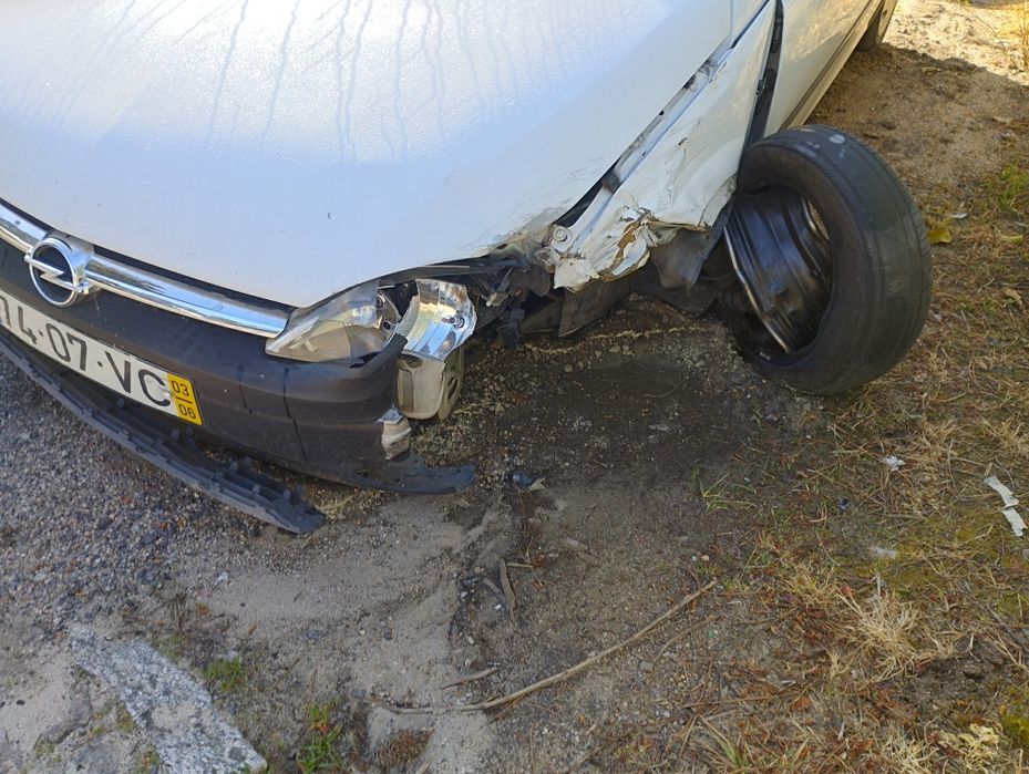 Opel Corsa C para peças