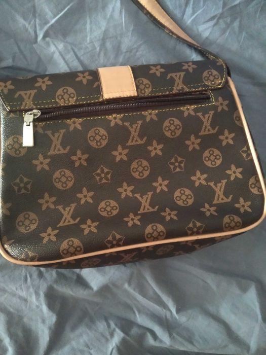 Mala castanha logotipo