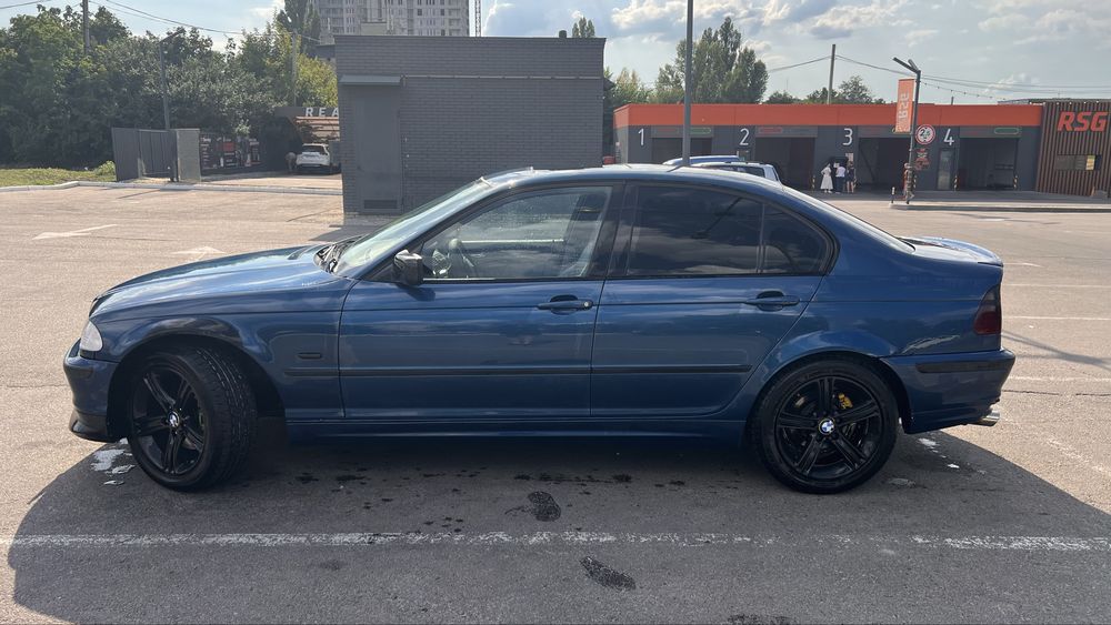 Продам BMW E46 325xi