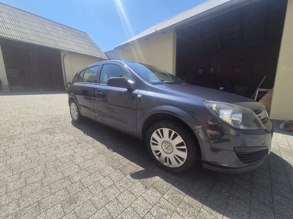 Opel Astra H 1.6 (105 KM) 2006